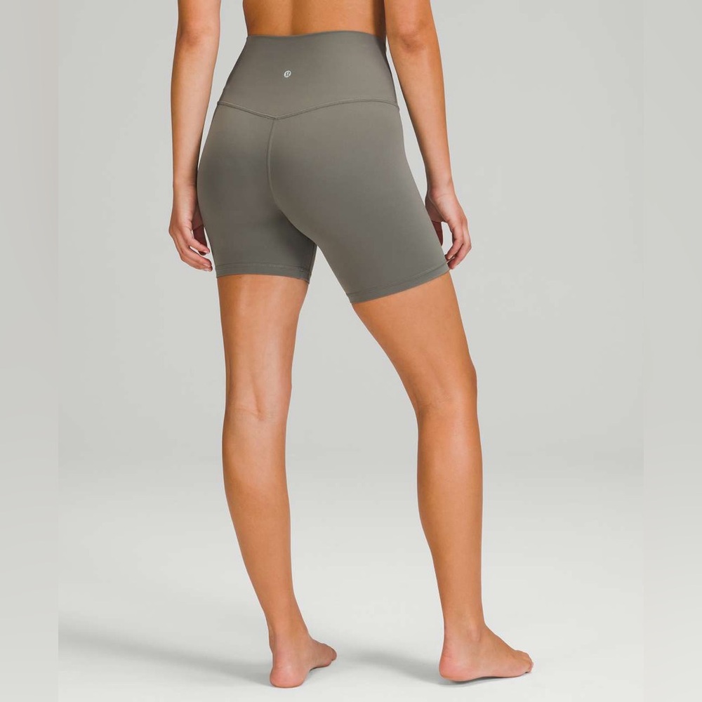 Lululemon High-Rise Bike Shorts 6”